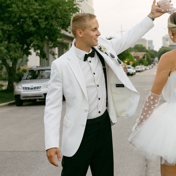 Light Ivory Custom Joseph Abboud Tuxedo Jacket Coat Size 40R Slim fit - Picture 3 of 7